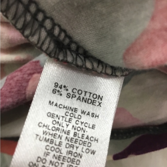 Loft for ANN Taylor  Medium multi colored adjustable strap cami - Picture 6 of 15